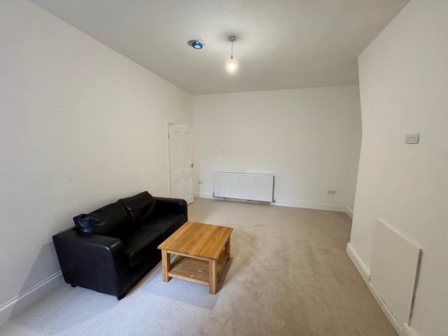 Flat Kingsley Terrace in Newcastle upon Tyne