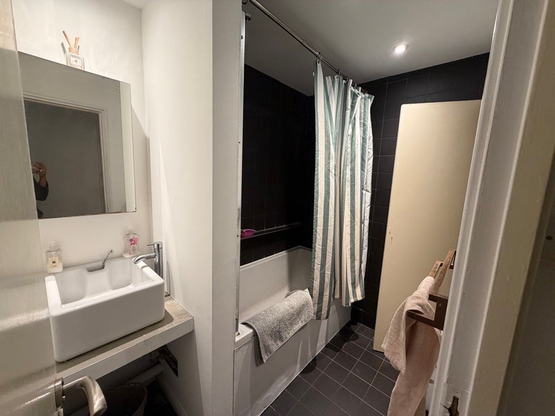 Room John Ruskin Street in Greater London