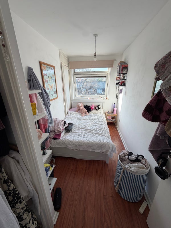 Room John Ruskin Street in Greater London