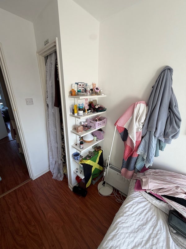 Room John Ruskin Street in Greater London