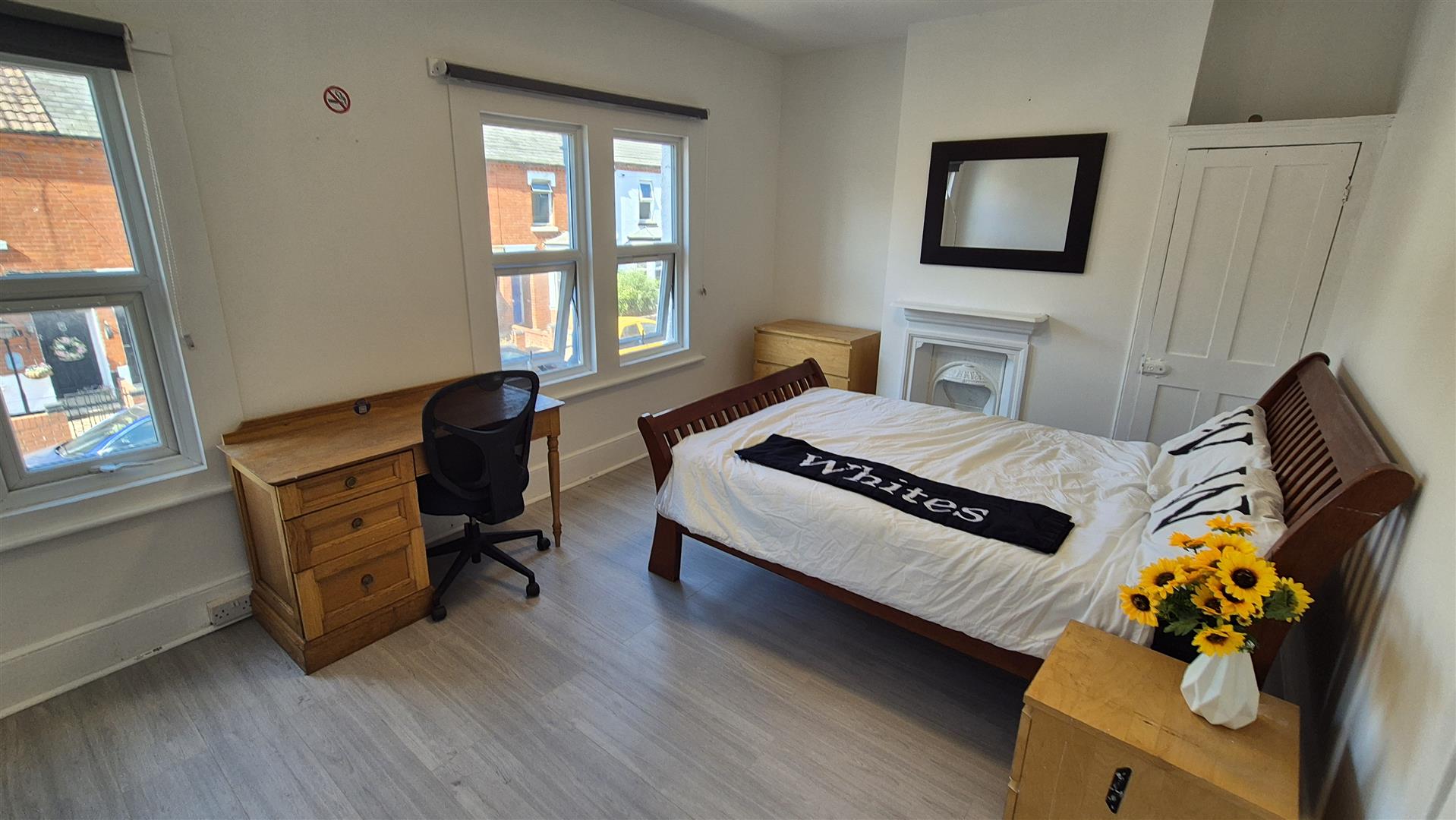 Room Balmoral Road in Northampton