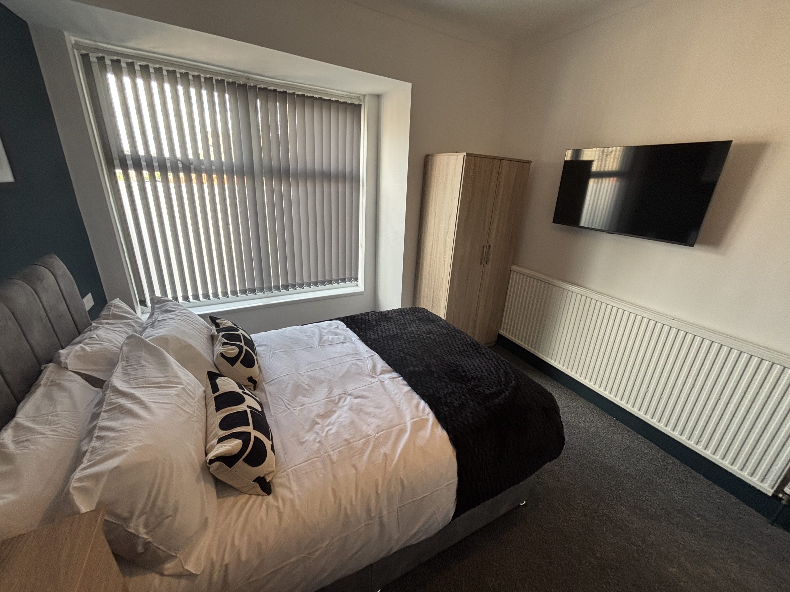 Room Lockett Street in Stoke-on-Trent