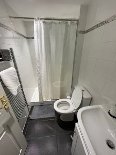 Room Rathbone Place in Greater London
