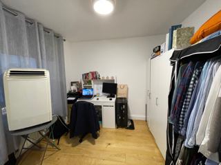 Room Rathbone Place in Greater London