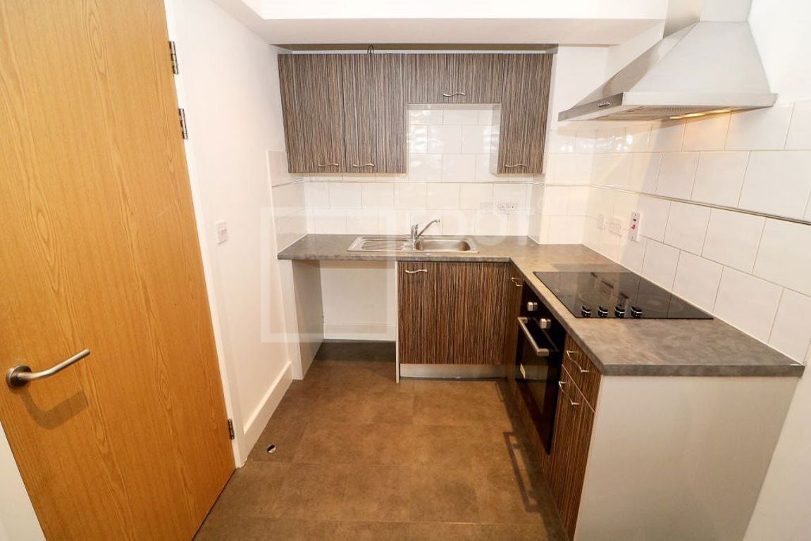 Flat Grattan Road in Bradford