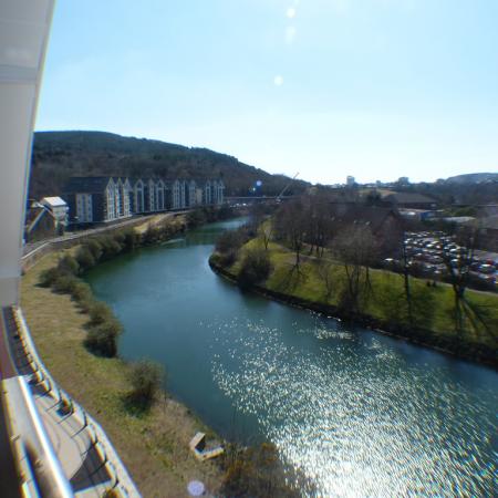 Flat Prince Apartments in Swansea