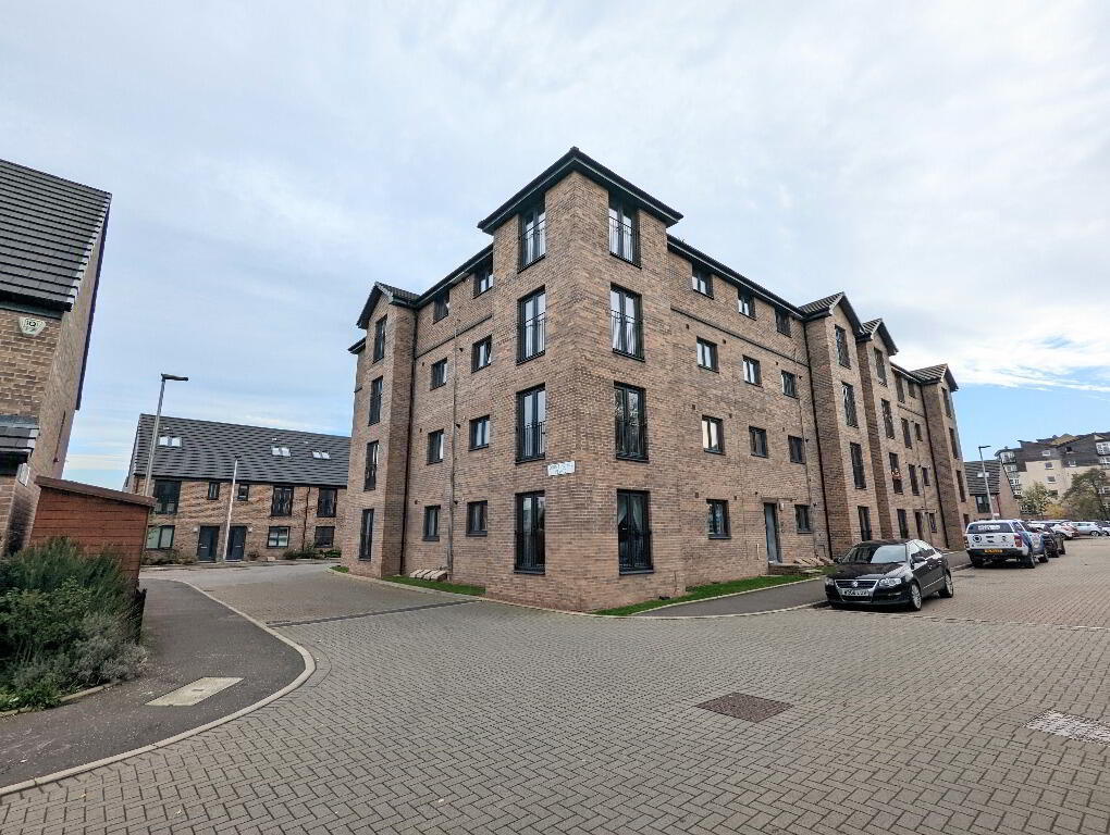 Flat New Mart Road in City of Edinburgh