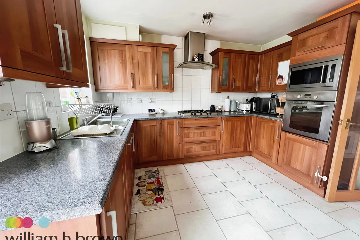 House Celedon Close in Grays