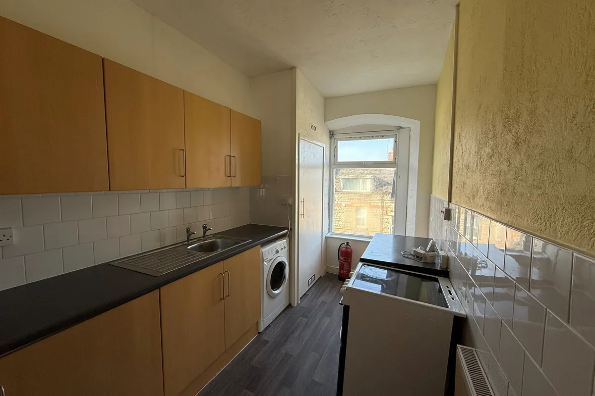 Flat Maughan Terrace in Penarth