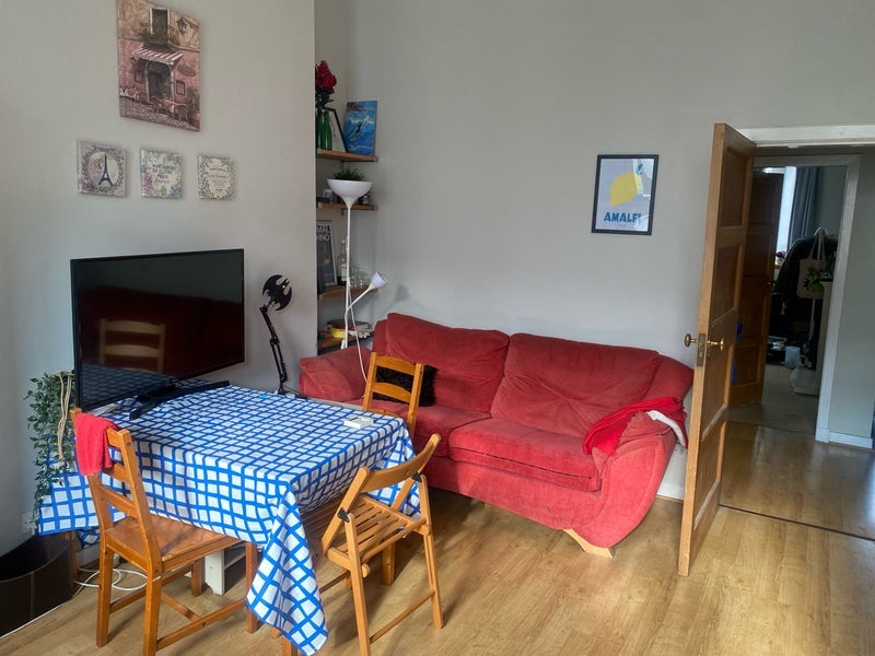 Room Dudley Drive in Glasgow