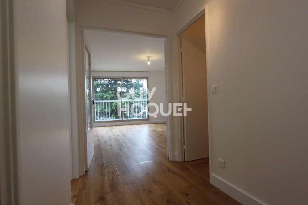 Flat Allée Eugène Belgrand in Cachan