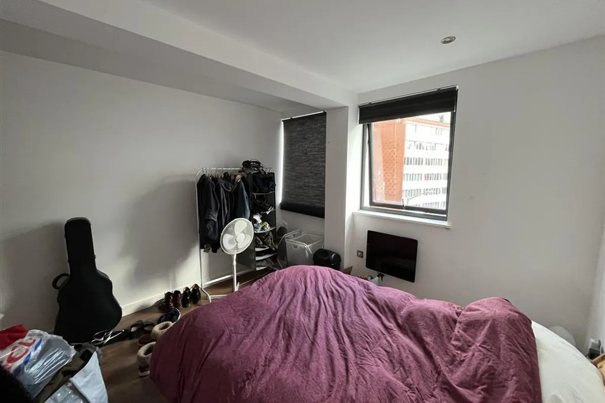 Flat Carlton Square in Gedling