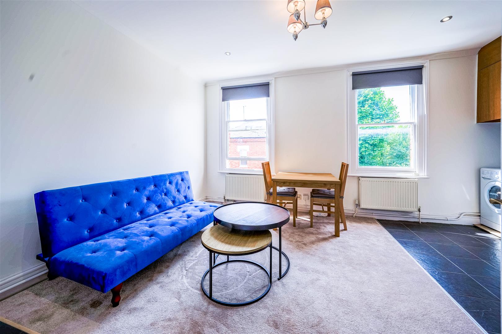 Flat Aynhoe Road in Greater London