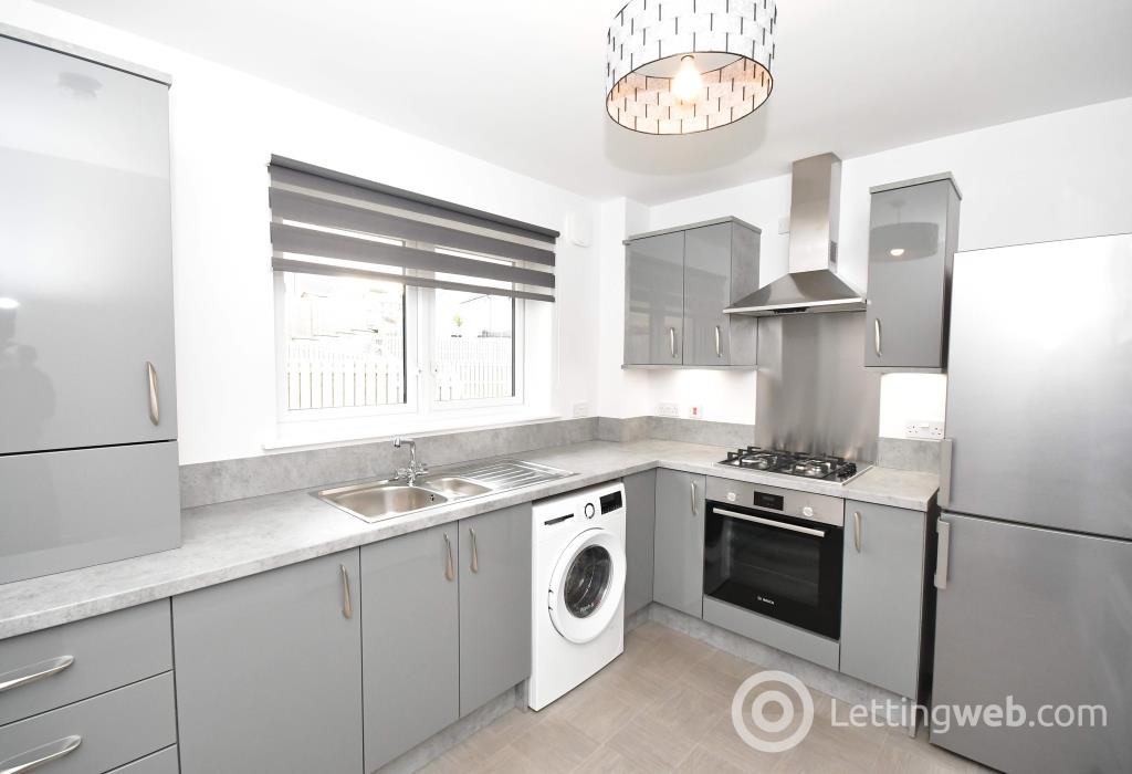 Flat Rothes Place in Inverness