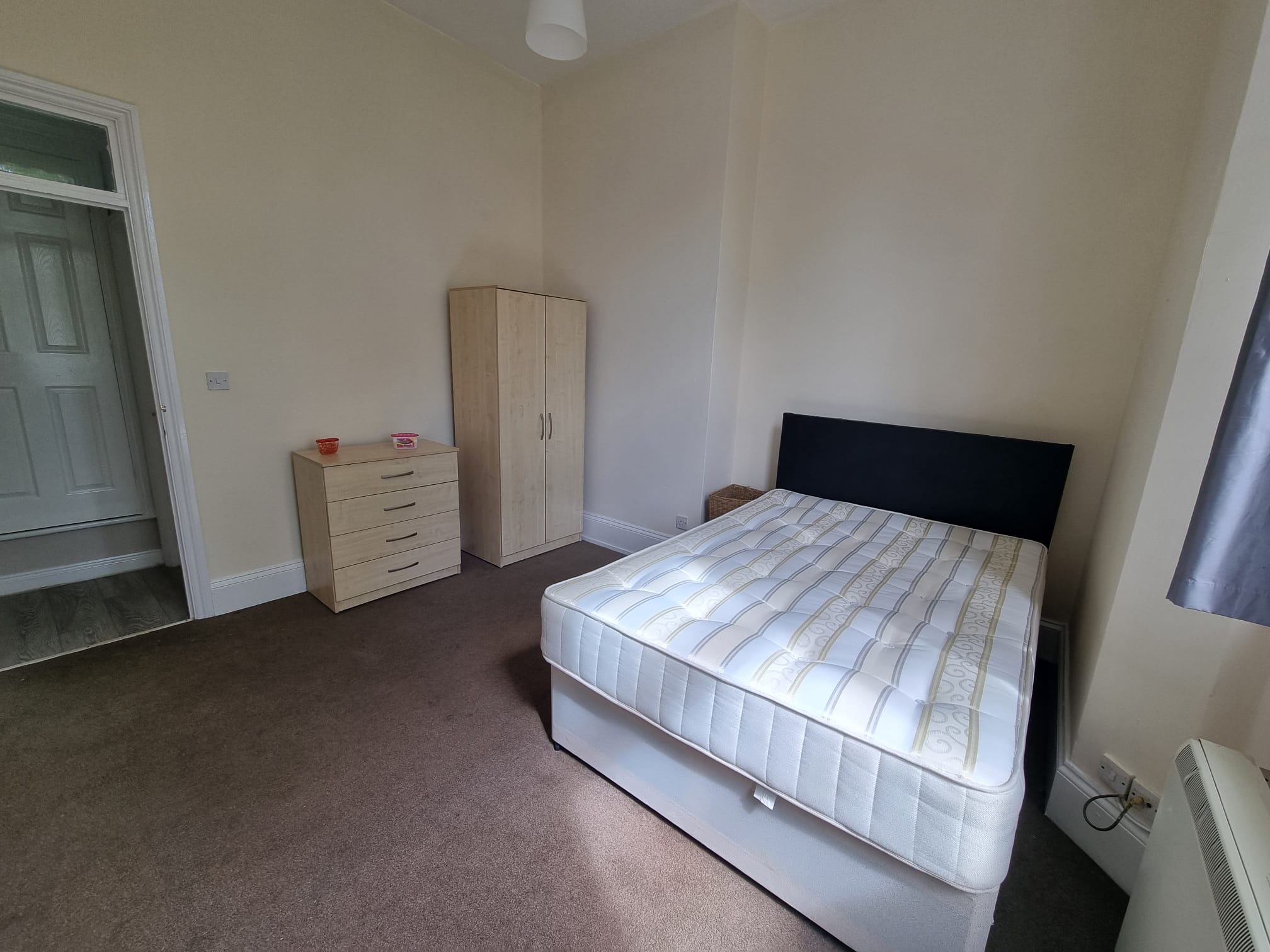 Flat Binswood Avenue in Royal Leamington Spa