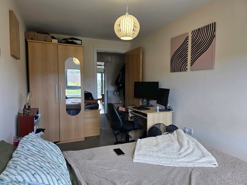 Room Saint Lawrence Road in Newcastle upon Tyne