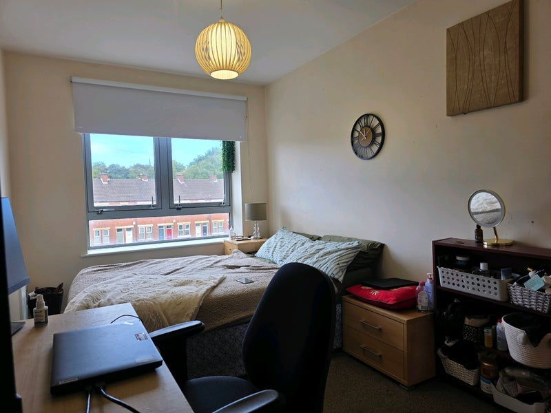 Room Saint Lawrence Road in Newcastle upon Tyne