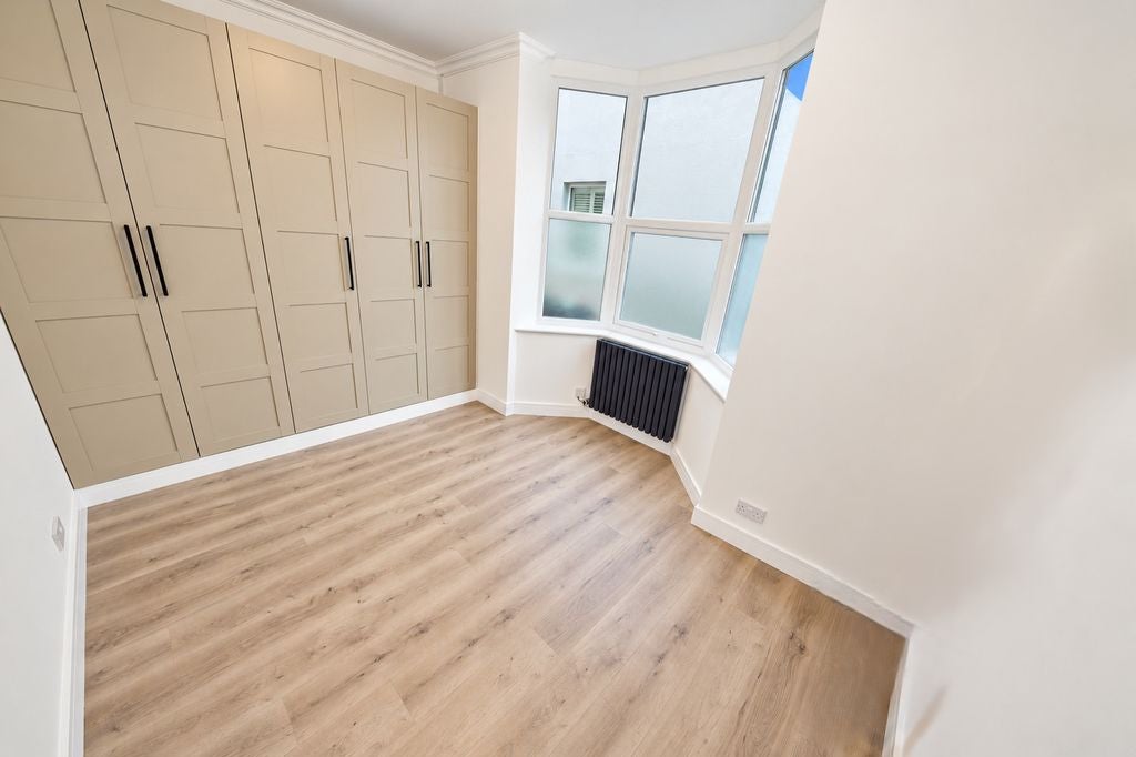 Flat Stamshaw Road in Portsmouth