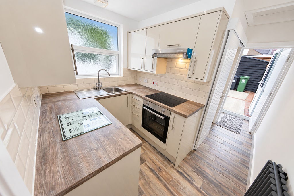 Flat Stamshaw Road in Portsmouth