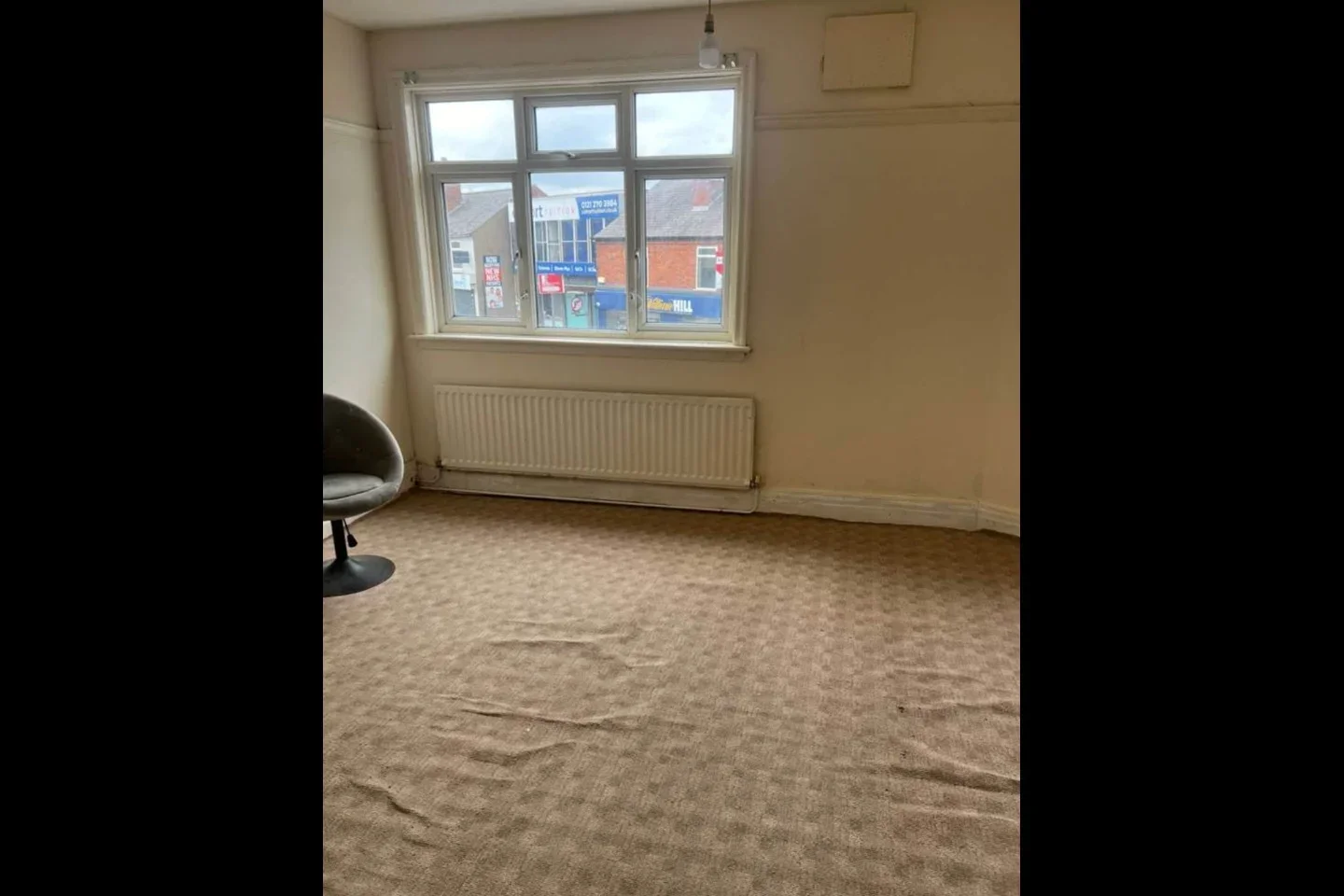 Flat High Street in Sandwell