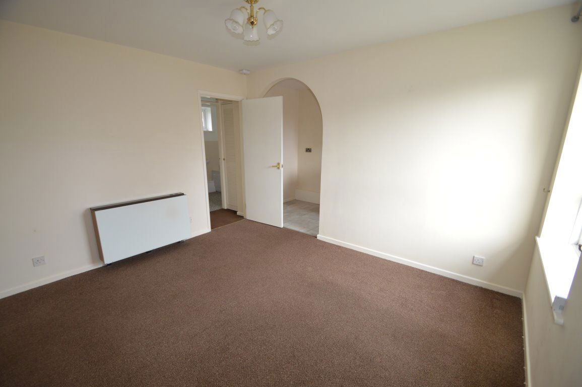 Flat Bisell Way in Brierley Hill