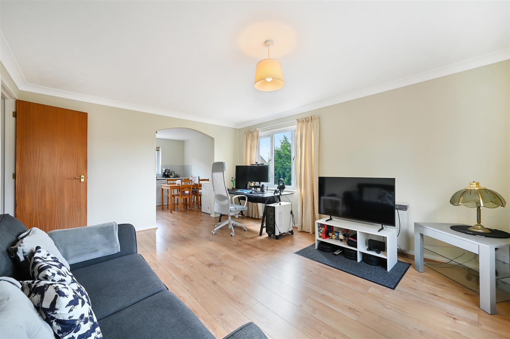 Flat Kipling Drive in Greater London