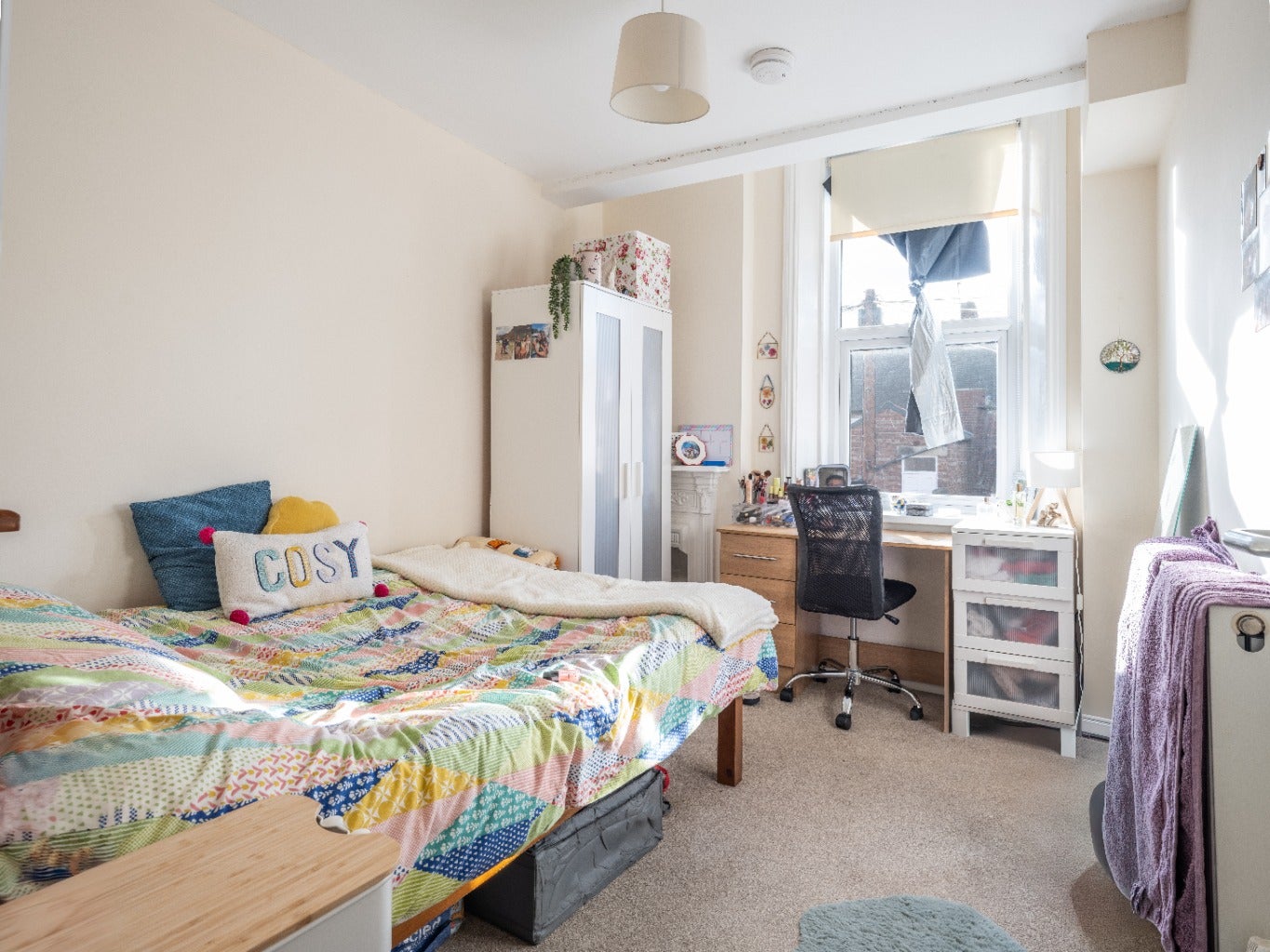 Room Hazelwood Avenue in Newcastle upon Tyne