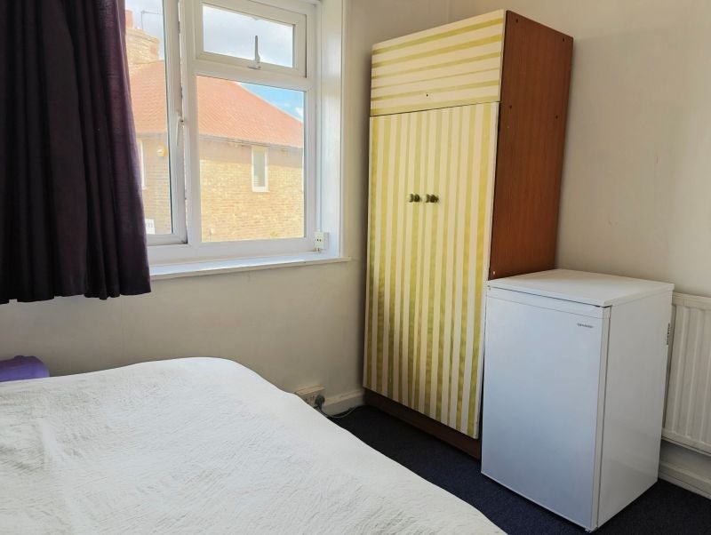 Room The Curve in Greater London