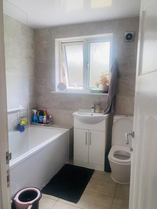 Room Kidbrooke Park Road in Greater London