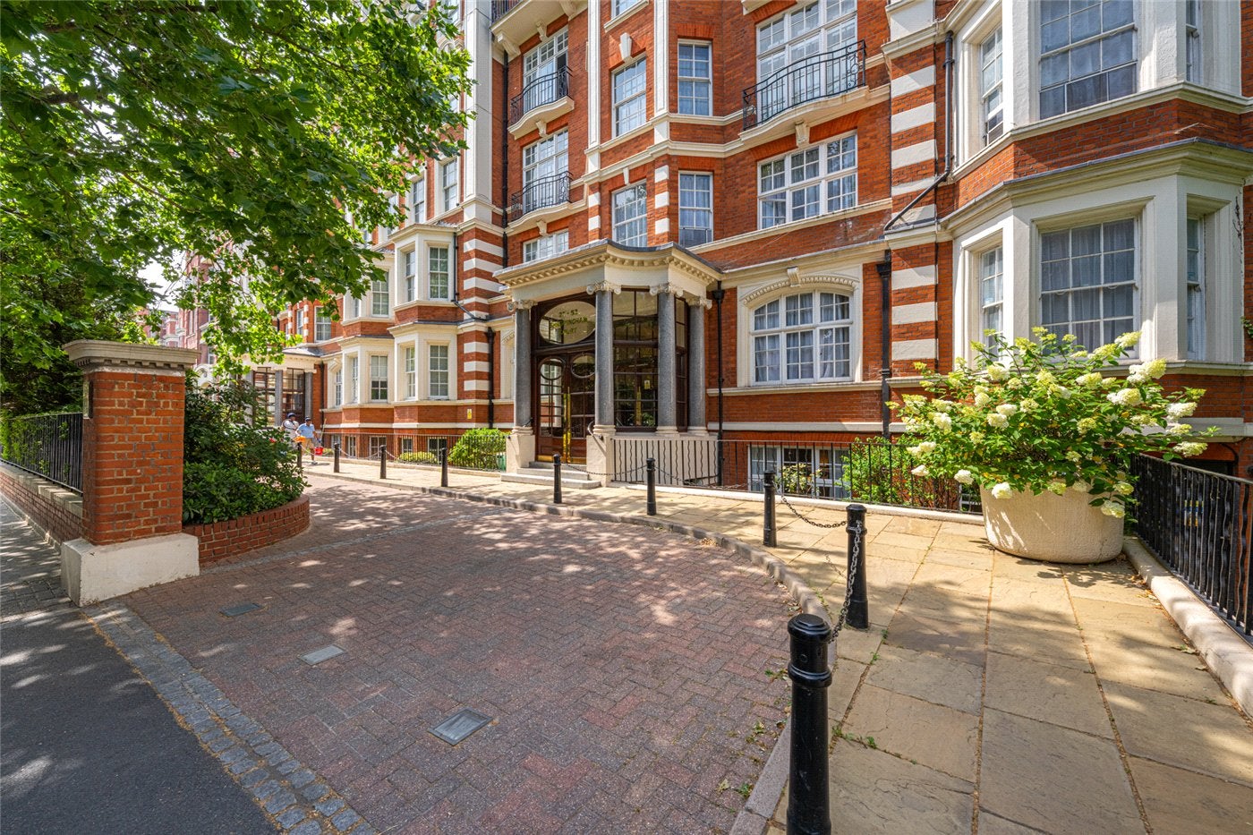 House Maida Vale in City of Westminster