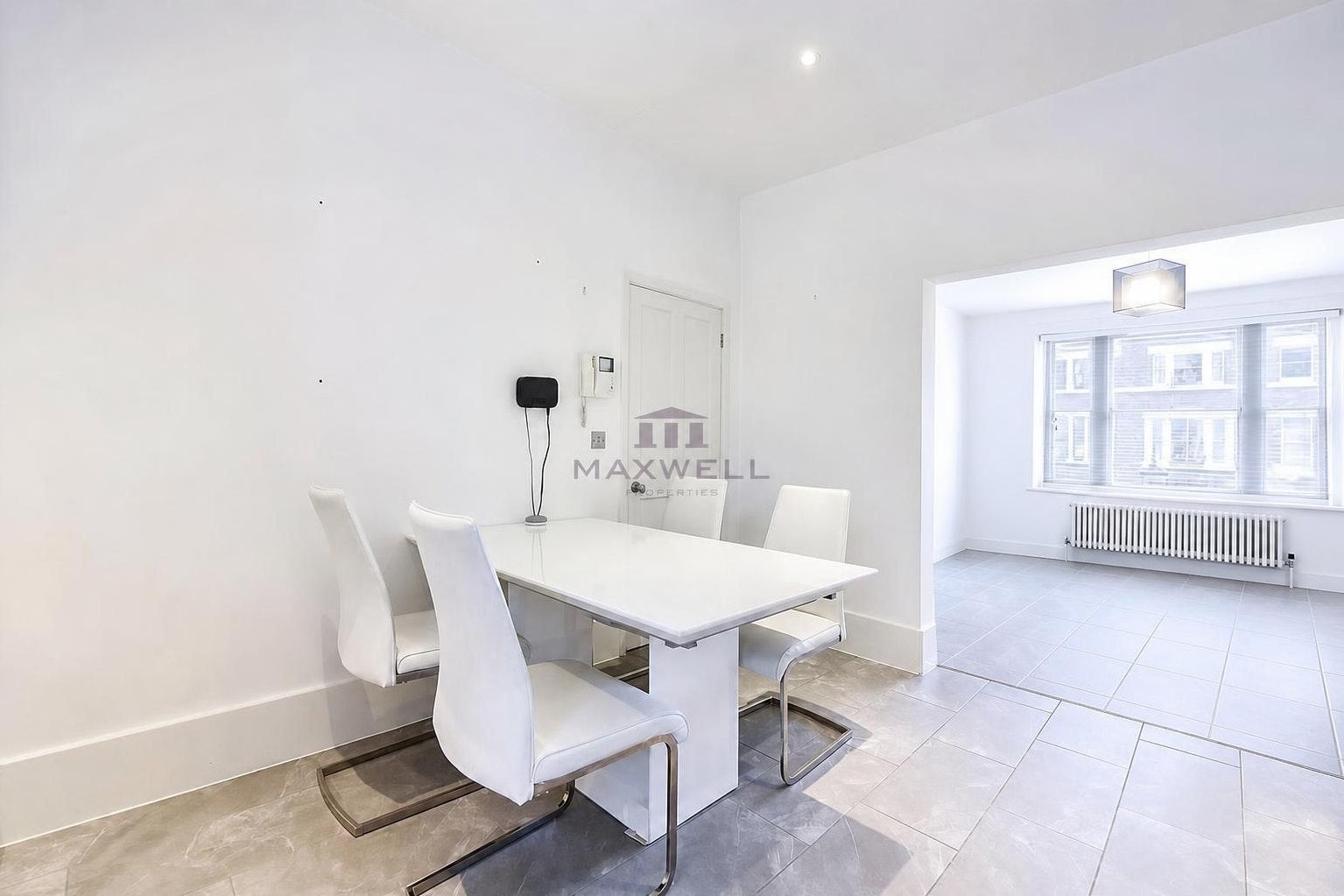 Flat Wemyss Road in Greater London