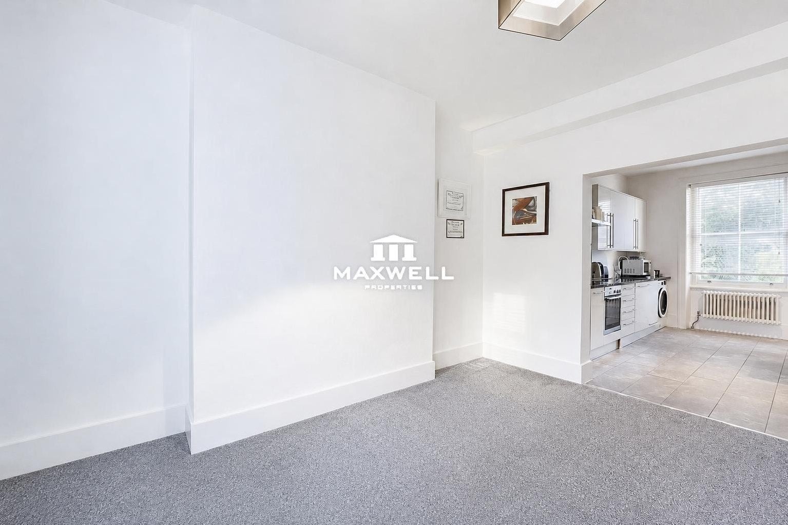 Flat Wemyss Road in Greater London