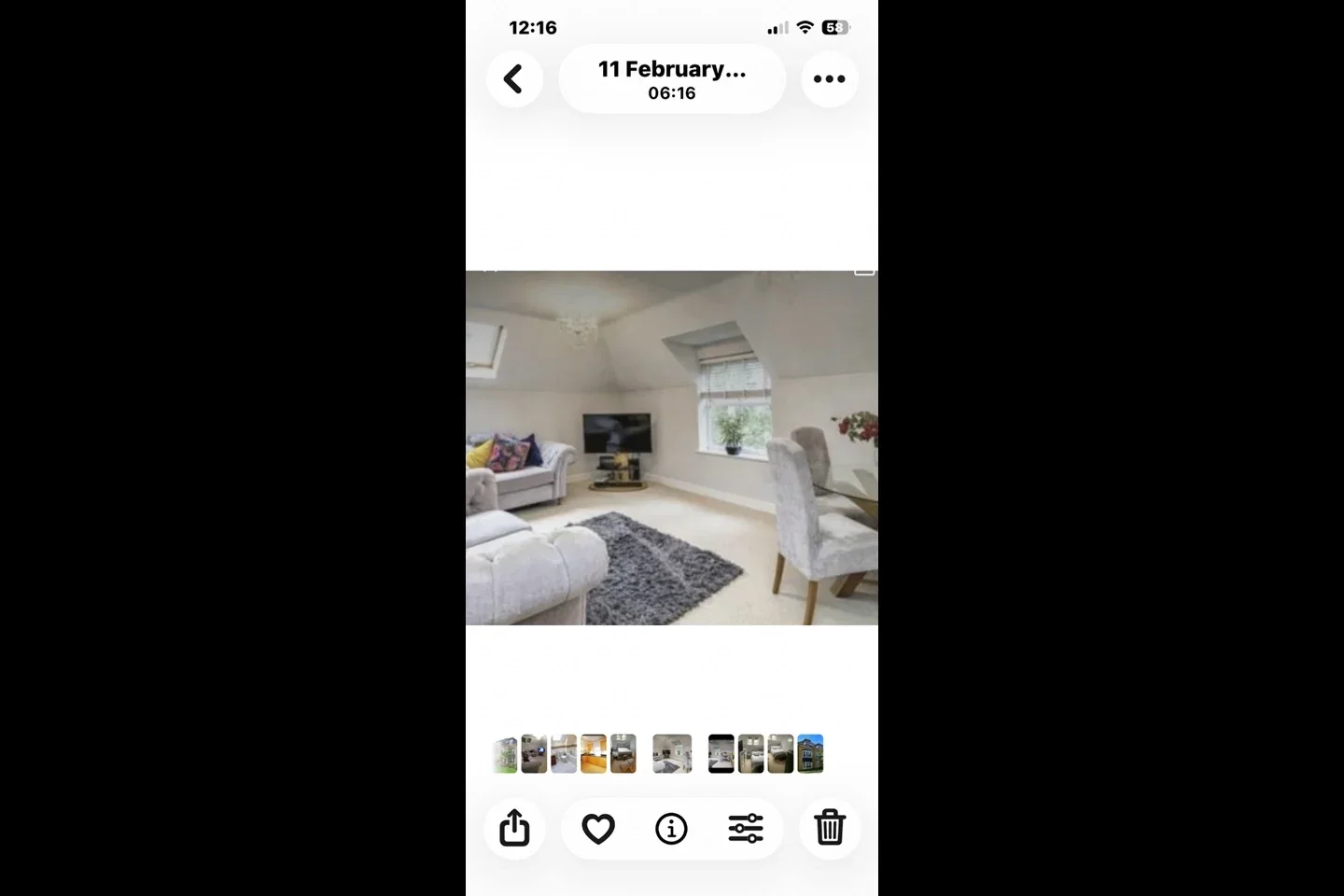 Room Cranwells Lane in Farnham Royal
