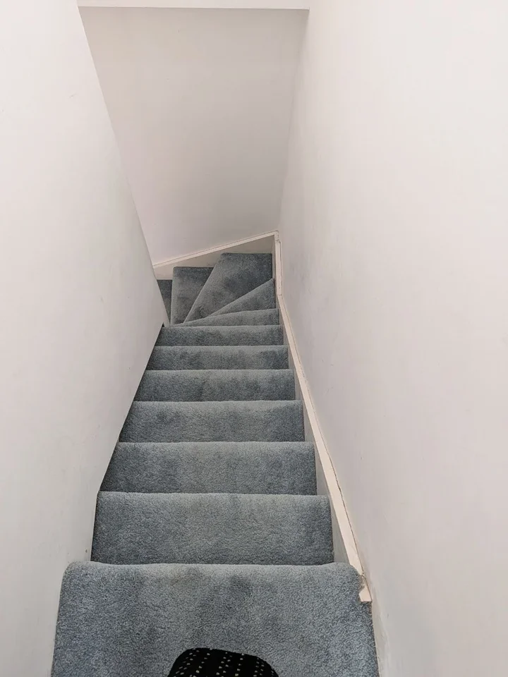 Flat Airthrie Road in Greater London