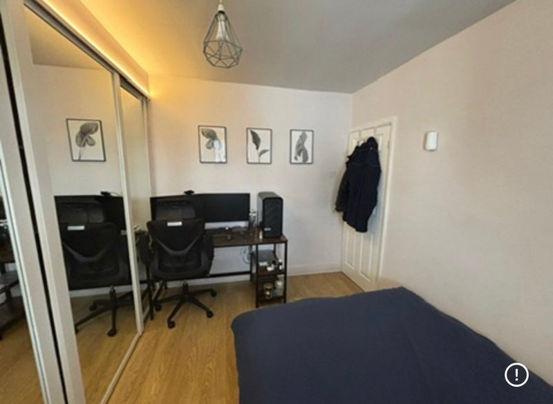Room Chelsworth Drive in Greater London