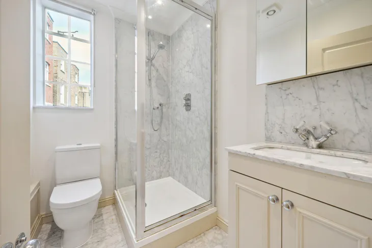 Flat Ebury Street in City of Westminster