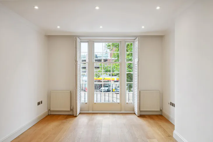 Flat Ebury Street in City of Westminster