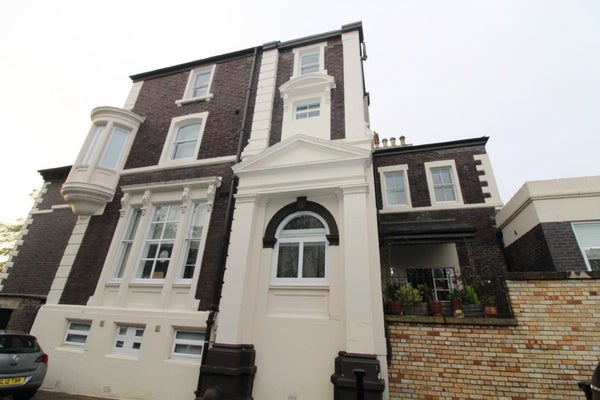 Flat Windermere Terrace in Liverpool