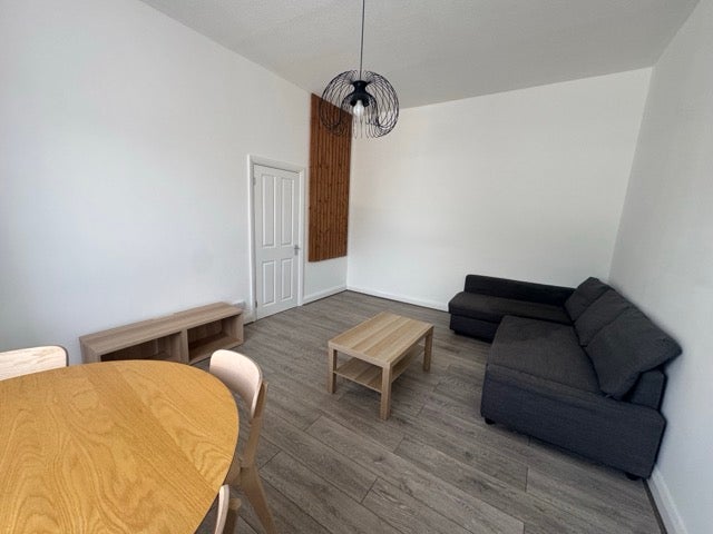Flat Talgarth Road in Greater London