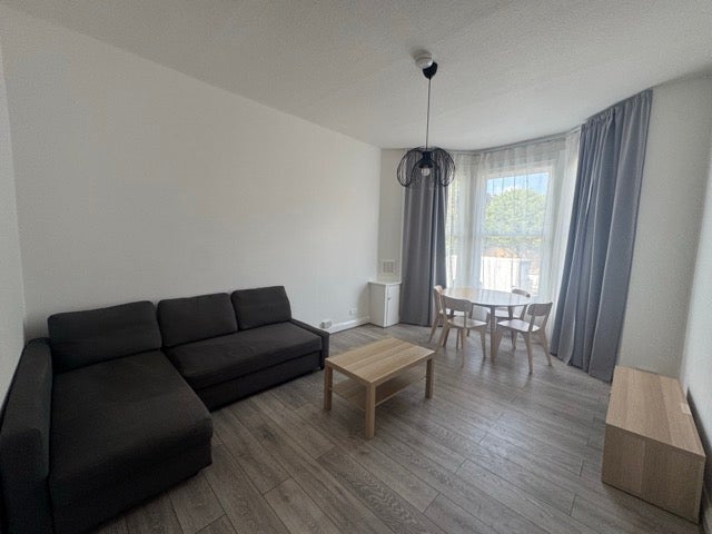 Flat Talgarth Road in Greater London