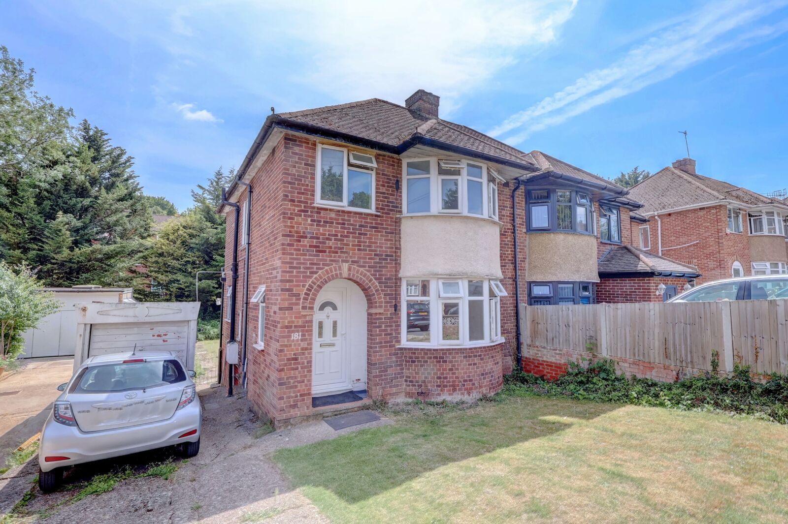 House Chairborough Road in High Wycombe