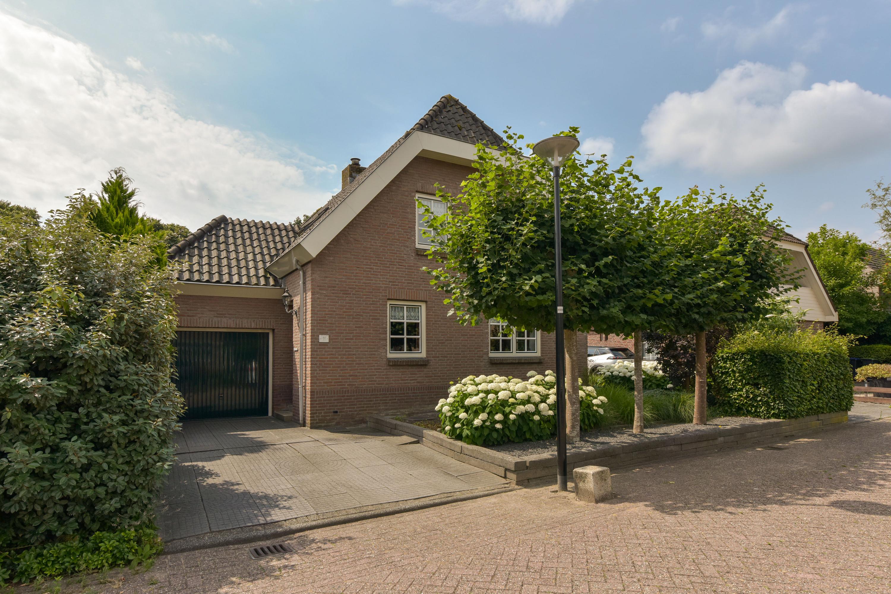 Huis Zorggras 11 in Wilnis