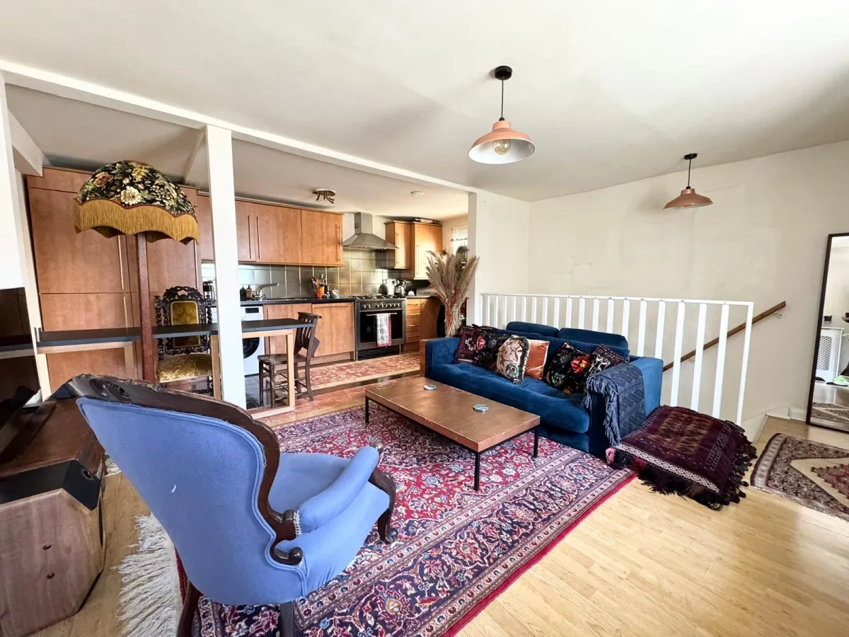 Flat Amhurst Road in Greater London