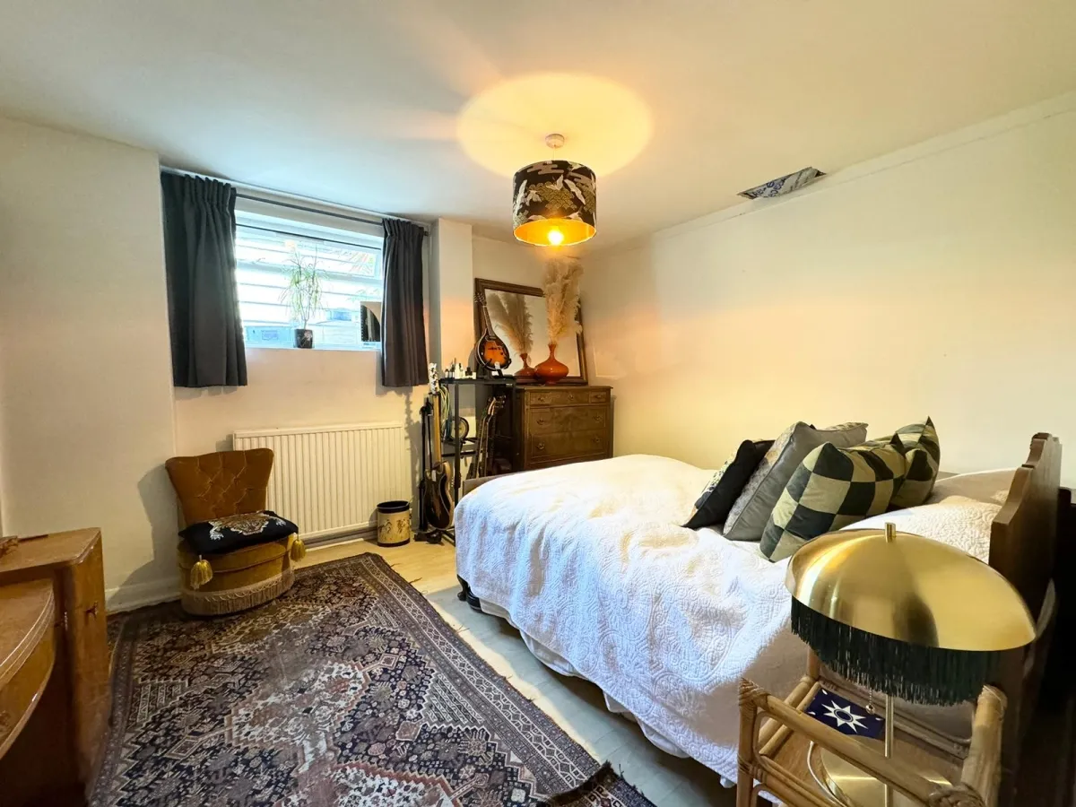 Flat Amhurst Road in Greater London