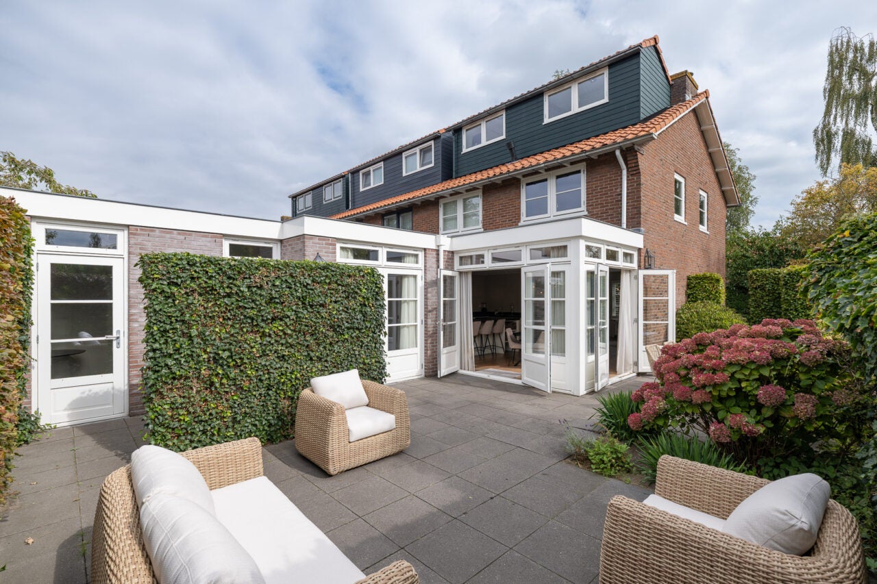 Huis Schietspoel 23 in Laren