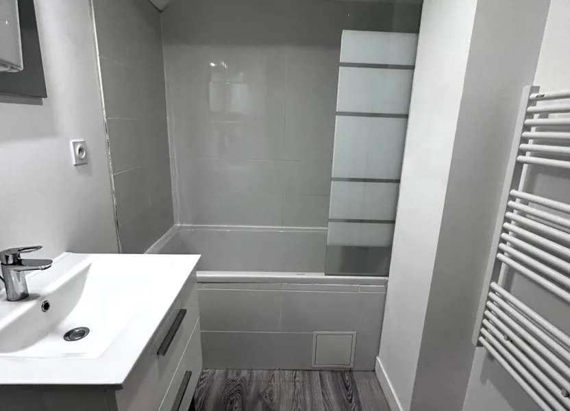 Appartement Rue Saint-Exupéry à Oullins-Pierre-Bénite