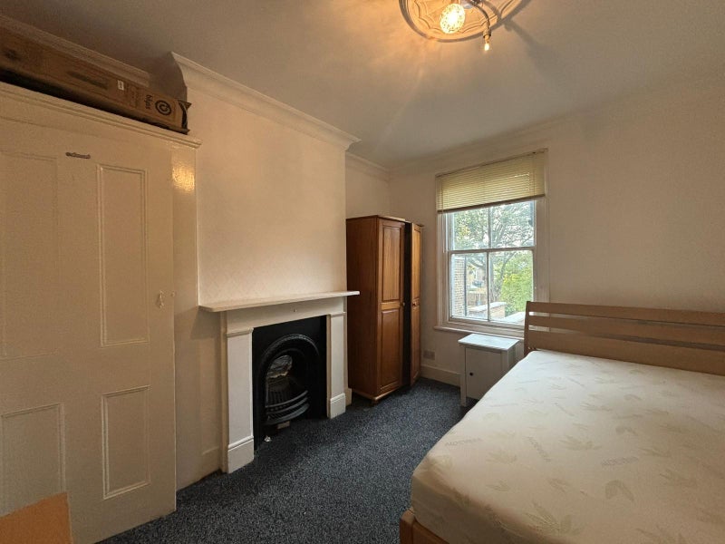 Room Homerton High Street in Greater London