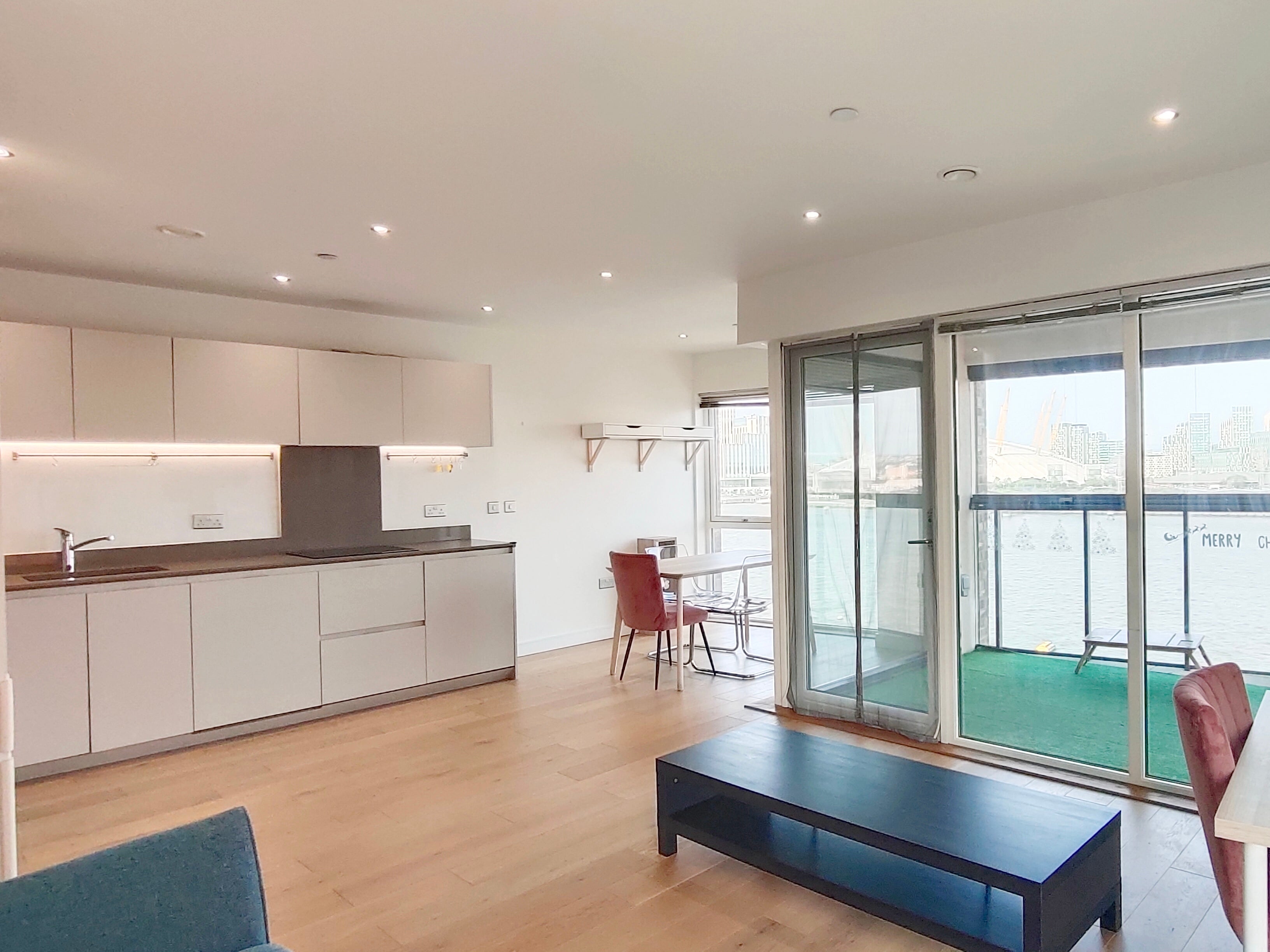 Flat Ovex Close in Greater London