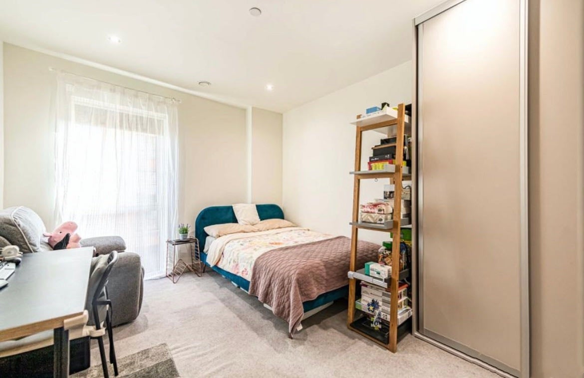 Flat Ovex Close in Greater London