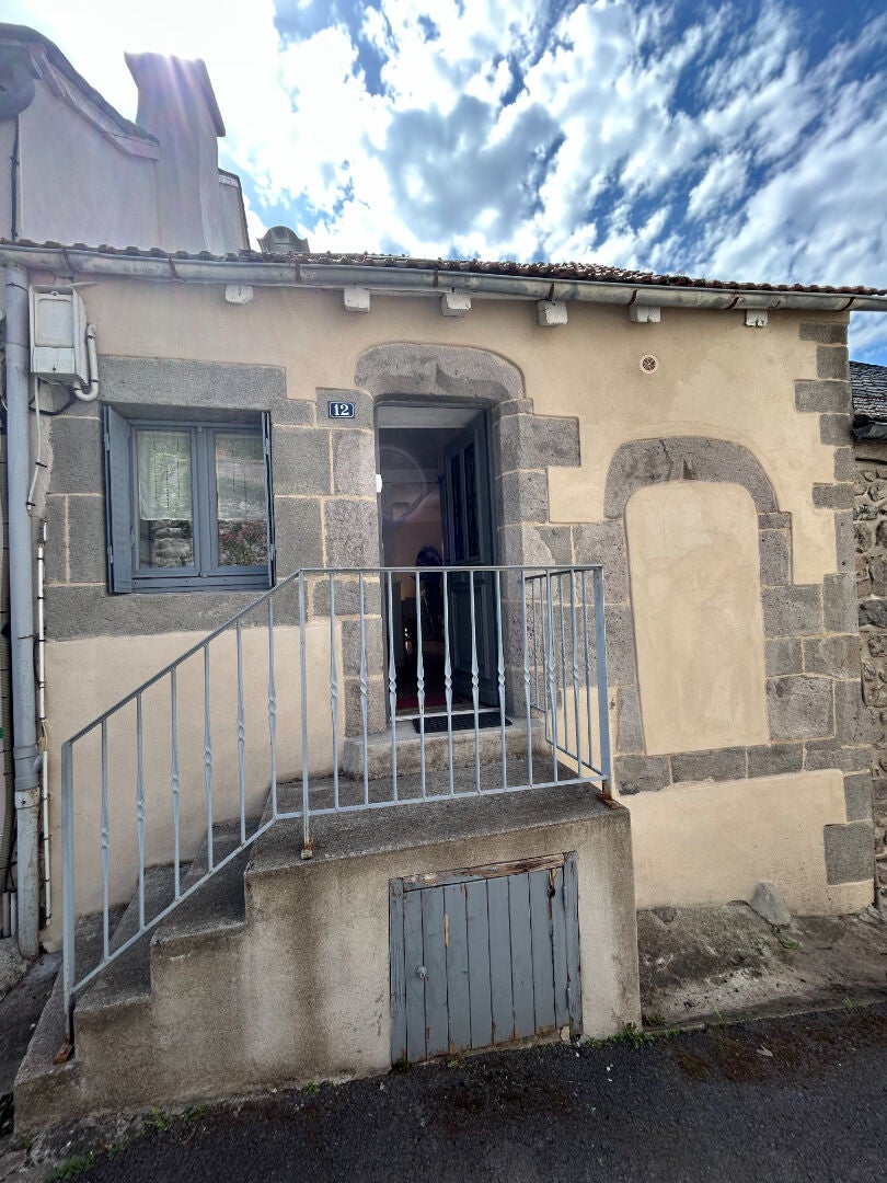 House D 926 in Albepierre-Bredons